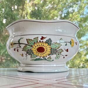 Vintage Element Imports Sunflower Planter White Pedestal Cachepot